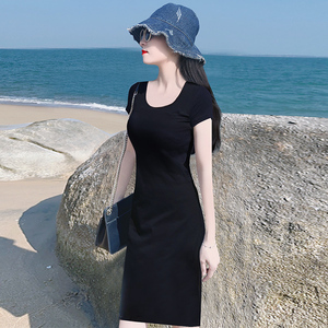 夏季黑色长款短袖法式连衣裙子女大码修身显瘦圆领过膝一步打底裙