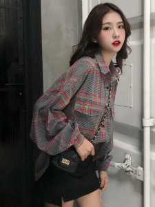 秋季新款2018韩版格子长袖衬衫学生休闲宽松复古POLO领上衣女装潮