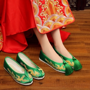 新款中式婚鞋子新娘结婚布鞋旗袍秀禾鞋平底龙凤鞋绿色上轿鞋红色