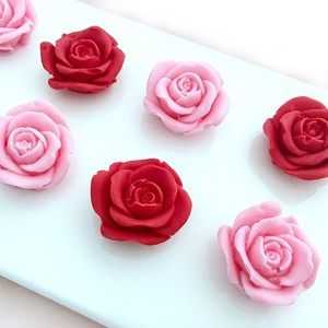 立体玫瑰花蛋糕装饰七夕情人节红玫瑰花瓣西点可食用爱心巧克力包