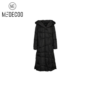 MEDECOO/墨蒂珂冬季新品简约90白鸭绒连帽长款羽绒服女士过膝外套