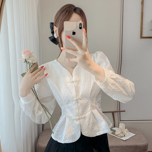 新中式白色衬衫女2024春季新款国风复古盘扣v领上衣收腰短款小衫