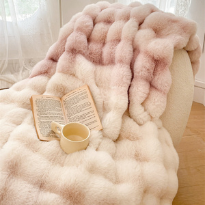冬季加绒加厚毛毯兔毛绒保暖2*2.3m牛奶绒婴儿绒双层简约渐变毯子