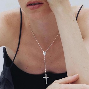 爱心之眼银色十字架韩国小众设计长款钻项链锁骨链毛衣链送礼物