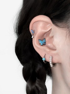 二十二丁目 蓝色不对称蝴蝶耳骨钉港风优雅气质澳宝珍珠耳圈耳环