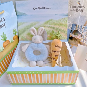 海湾兔bunnies小羊手摇铃婴儿玩具0-2岁新生儿小兔安抚玩偶摇铃棒