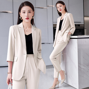 休闲西装套装女薄款小个子韩版时尚英伦风职业装高级感西服两件套
