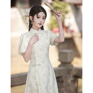 新中式绿色奥黛旗袍2024新款夏季改良年轻款少女小个子茶服连衣裙