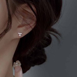纯银针一字珍珠耳钉女夏小众设计感高级耳环法式时尚个性网红耳饰