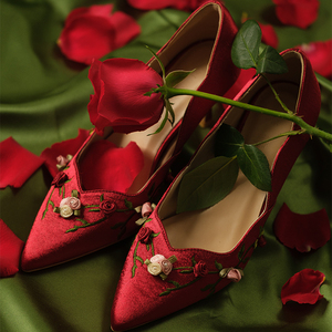 【椿】Scarlet/原创复古玫瑰花朵刺绣尖头细跟高跟鞋红婚鞋旗袍鞋