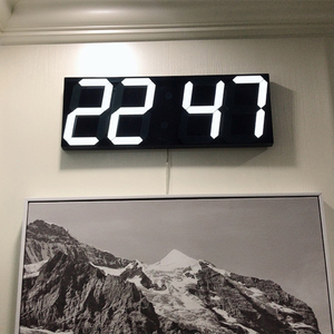 现代简约led电子钟表ins网红挂钟墙数字2024新款客厅家用创意时钟
