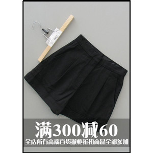 特价印[C19-600]专柜品牌正品新款女士女裤休闲短裤子0.42KG