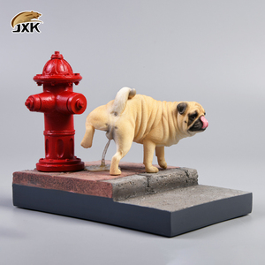 JXK1/6抬腿巴哥犬模型沙雕小动物手办治愈系可爱小狗搞怪树脂摆件