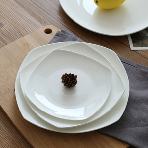 方平盘优级骨瓷创意牛排盘披萨盘西餐盘家用白盘子浅盘10.5寸釉下
