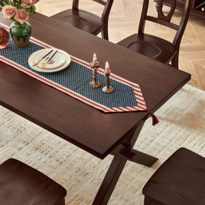 帝罗堡美式餐桌全实木樱桃木长方形1.6一米八家用饭桌复古风桌子