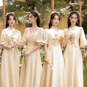 中式伴娘服旗袍女2024新款冬季中国风长袖香槟色婚礼姐妹服伴娘团