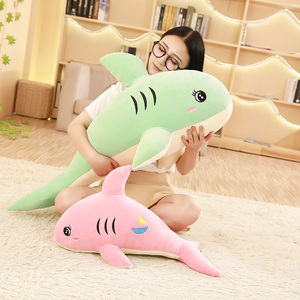 软体跳水鲨鱼公仔卡通鲨鱼抱枕彩色鲨鱼布娃娃毛绒玩具女生礼物