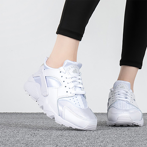 Nike耐克AIR HUARACHE RUN女子华莱士轻便休闲跑步鞋DH4439-102