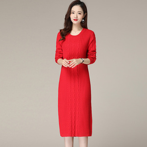 大红色长款毛衣裙过膝冬季配大衣的长裙子针织连衣裙女秋冬气质