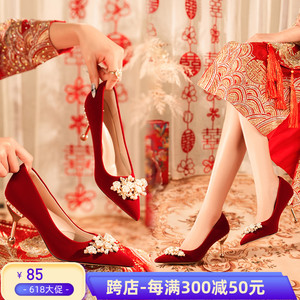 高跟婚鞋女2024新款不累脚细跟尖头婚纱秀禾服两穿红色结婚鞋新娘