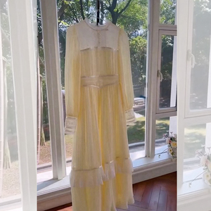 淡黄色蕾丝雪纺拼接连衣裙女春季2024新款温柔漂亮气质高级感裙子