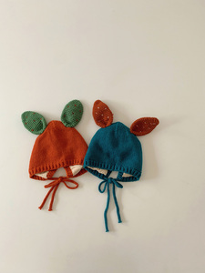 ins婴幼儿冬季护耳撞色可爱兔子耳朵帽子男女宝宝保暖细带毛线帽