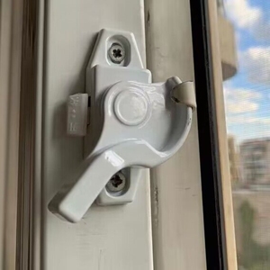 塑钢窗锁塑料门窗月牙锁推拉窗户防盗锁扣带保险移窗钩铝合金