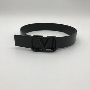 正品 Valentino 华伦天奴 24 新款男士时尚百搭真皮V头皮带腰带