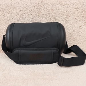 耐克Nike健身训练斜挎随身水桶手提单肩拎男女运动包BG01-010A