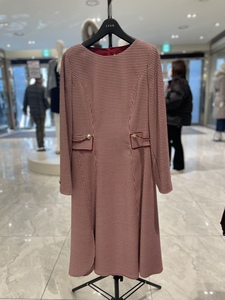 巨折 韩国直邮LYNN品牌气质优雅连衣裙KB0100 代购不退换