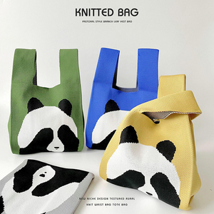 网红可爱大熊猫手提包女针织毛线水桶包卡通动物针织包饭盒袋百搭