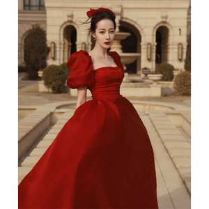 热巴明星同款新娘敬酒服在逃公主惊艳法式赫本高端小红裙晚礼服女
