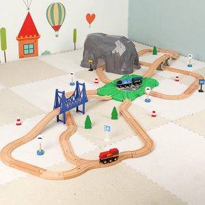 儿童勒酷小火车轨道大山套装大积木玩具木质男女孩模型车兼容BRIO