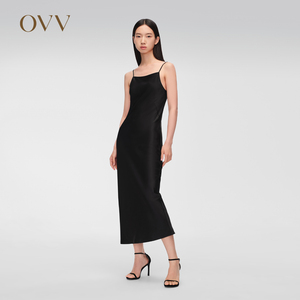 【四季通勤】OVV2024春夏新款女装经典斜裁吊带小黑裙连衣裙