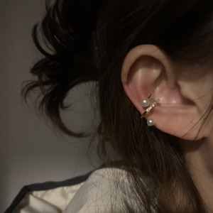 [楼哈哈]多层珍珠锆石耳骨夹无耳洞韩国东大门气质高级感简约耳夹