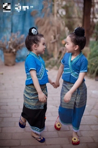 泰国风情傣族女童服装西双版纳泼水节服装影楼摄影少数民族服饰