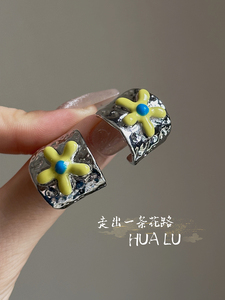 HUALU-黄色小雏菊~ins风金属花朵C形耳环韩国时尚气质小清新耳钉