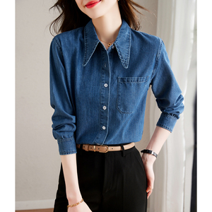 气质时尚蓝色牛仔衬衫女设计感小众法式大尖领外套休闲长袖衬衣