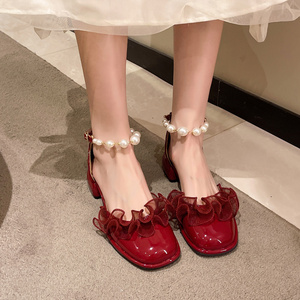 红色方跟婚鞋新娘鞋包头凉鞋女夏小高跟法式玛丽珍仙女鞋温柔单鞋