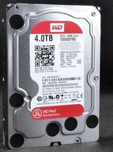 西部数据WD40EFRX 4TB硬盘4T红盘64M NAS 机械盘 台式机硬盘