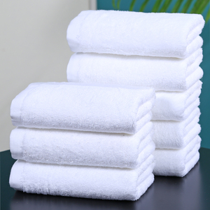 酒店全棉加大厚面巾白色洗浴五星级纯棉毛巾吸水宾馆专用浴巾厂家