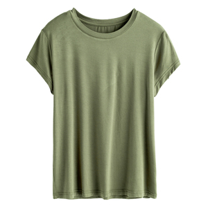 【麦】夏装 专柜撤柜女装圆领薄款军绿色宽松上衣T恤HM003剪标