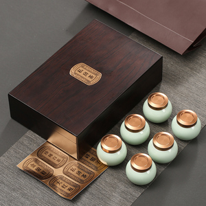 高档小罐茶叶包装盒空盒红绿金骏眉通用陶瓷合金茶叶罐木盒可定制