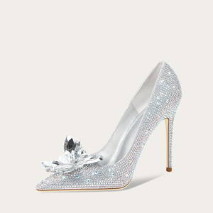 主婚纱满天星水钻花朵婚鞋高级感银色灰姑娘水晶单鞋镶钻平时可穿