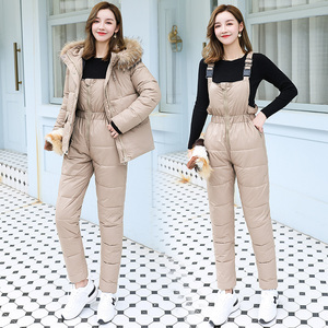 2021冬装新款韩版修身短款棉衣女休闲时尚羽绒棉服袄加厚两件套装
