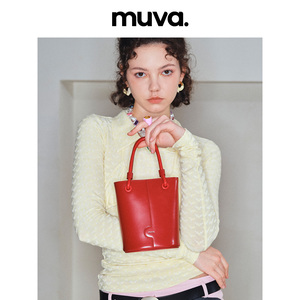 MUVA手拎小水桶包手提包斜挎包包女高级感红色结婚包2023新款真皮