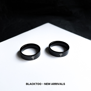 BlackToo/黑色十字架钛钢小众简约指环戒指 男款指环
