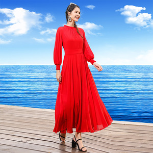 夏季大红色立领雪纺长袖连衣裙海滩度假衣服女三亚大摆沙滩裙超仙