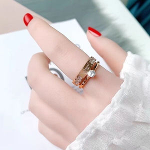日韩时尚气质镶钻单排钻石戒指钛钢玫瑰金食指戒不褪色高级感指环