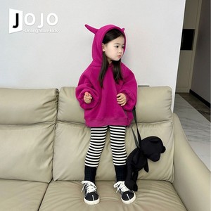 韩版童装女童加绒卫衣冬装洋气连帽上衣宝宝时髦可爱纯色套头衫